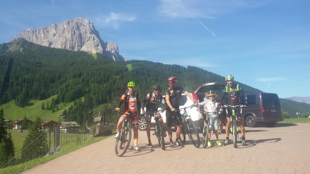 Garni La Majon Hotel Selva di Val Gardena Exterior foto
