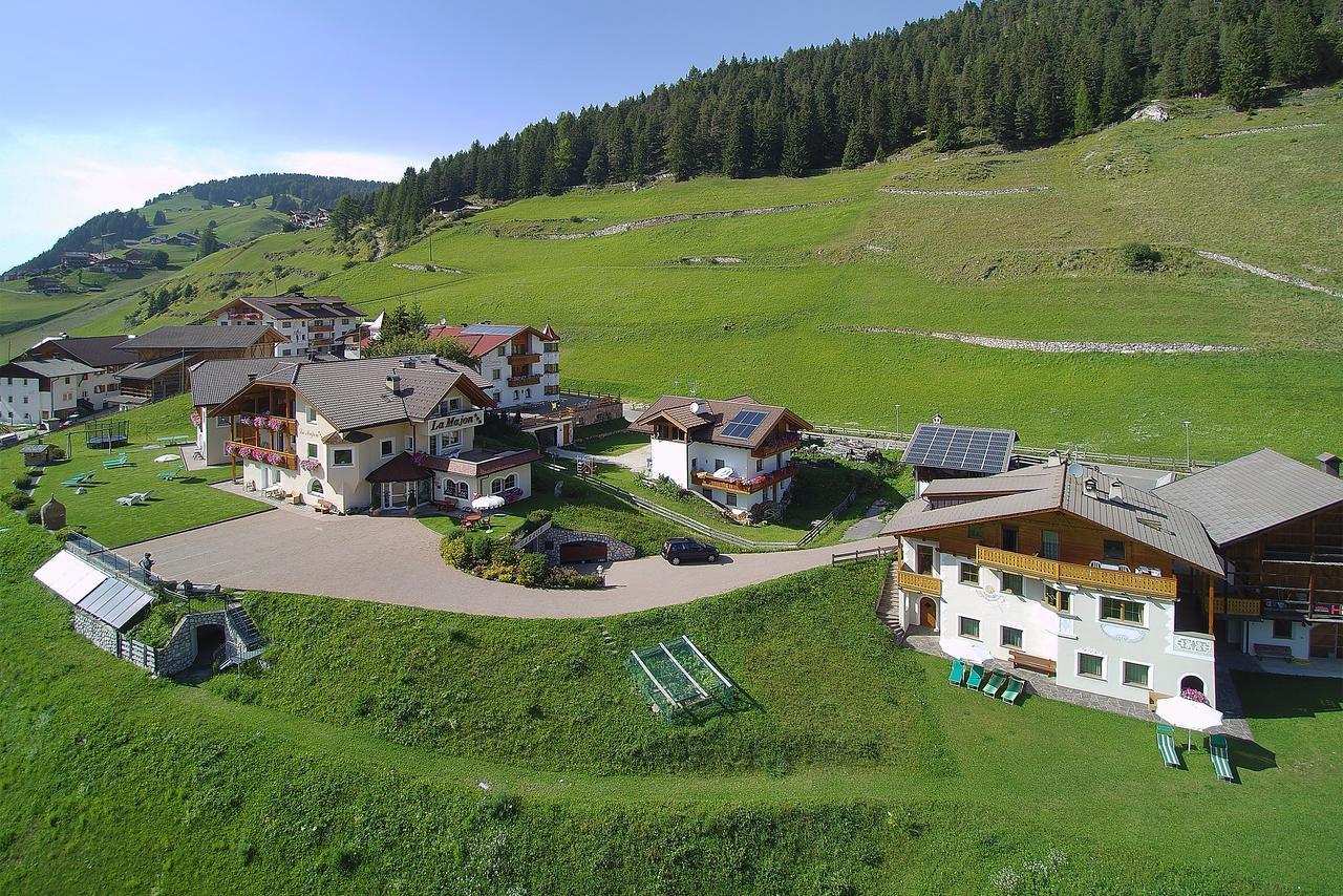 Garni La Majon Hotel Selva di Val Gardena Exterior foto