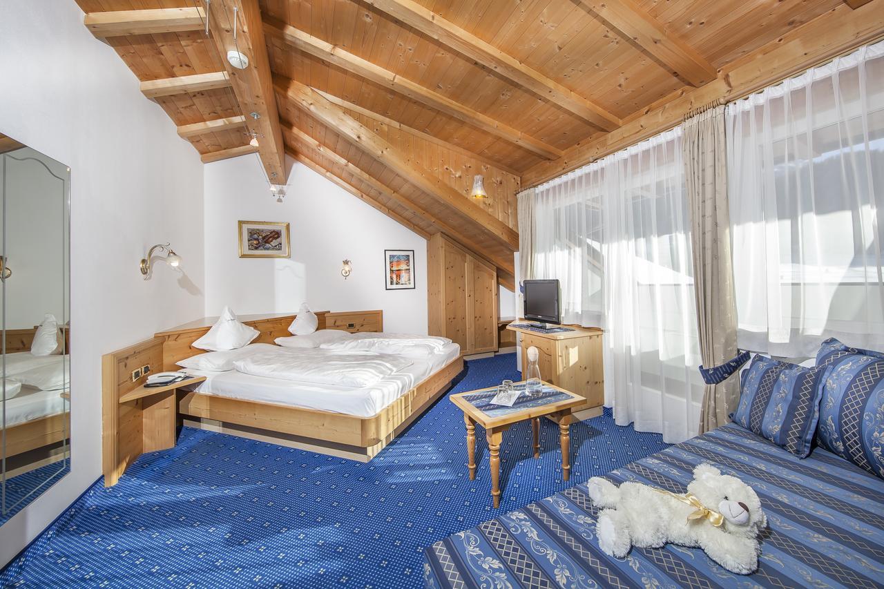 Garni La Majon Hotel Selva di Val Gardena Exterior foto